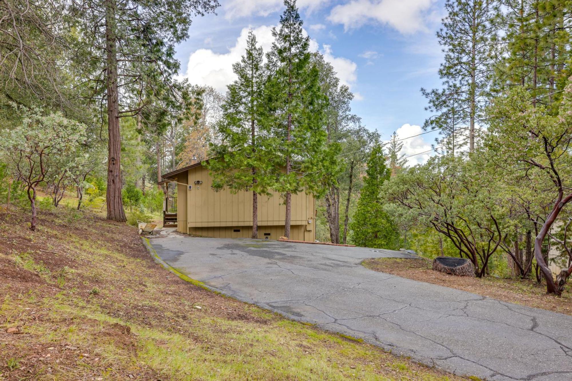 Serene Near Yosemite! * Groveland