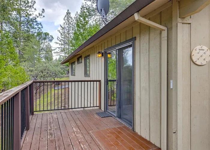 Serene Groveland Cabin Rental Near Yosemite!